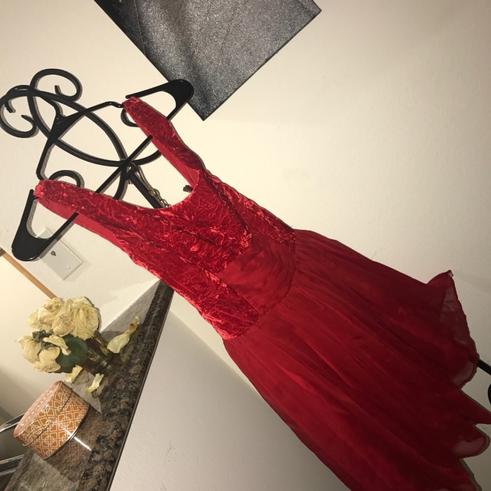 Sexy Velvety-Crepe Layered Cocktail Dress